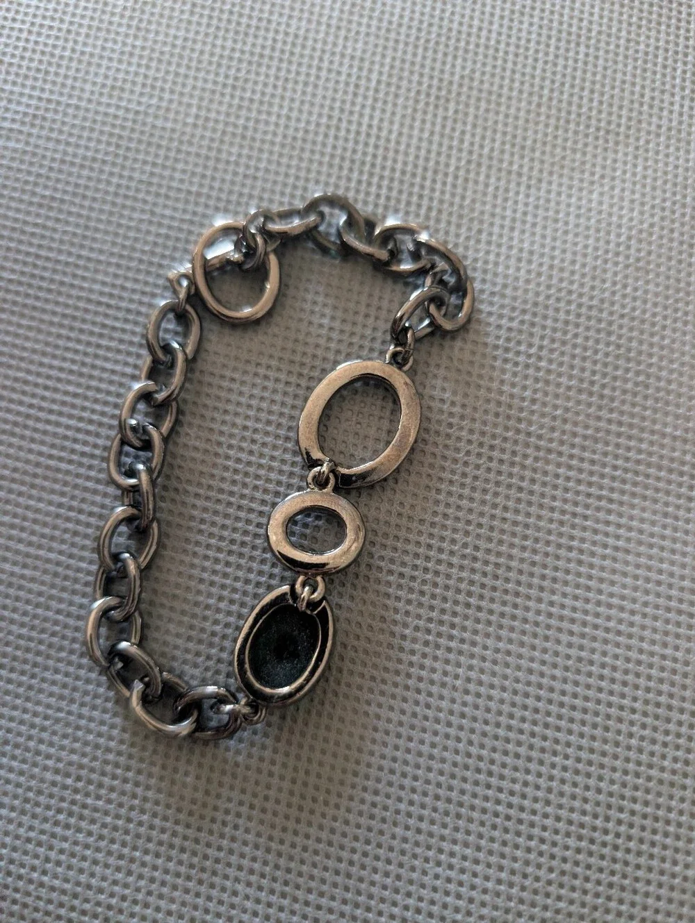 Black Crystal Circle Link Bracelet for Women